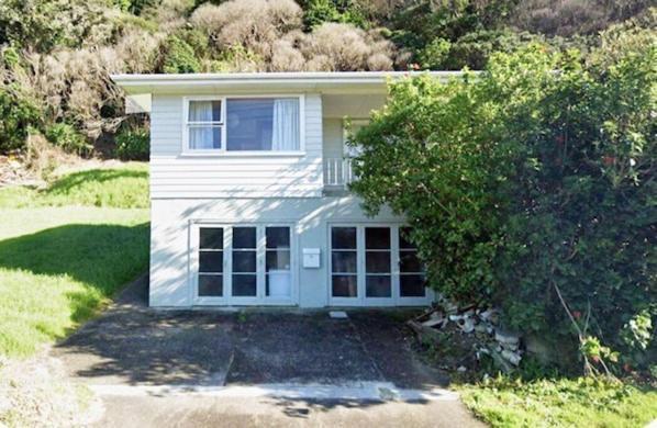 Waiwera Beach Getaway Екстер'єр фото